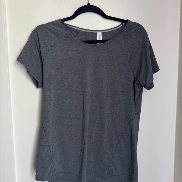 All in Motion Charcoal Short Sleeve Tee - Picture 1 of 4